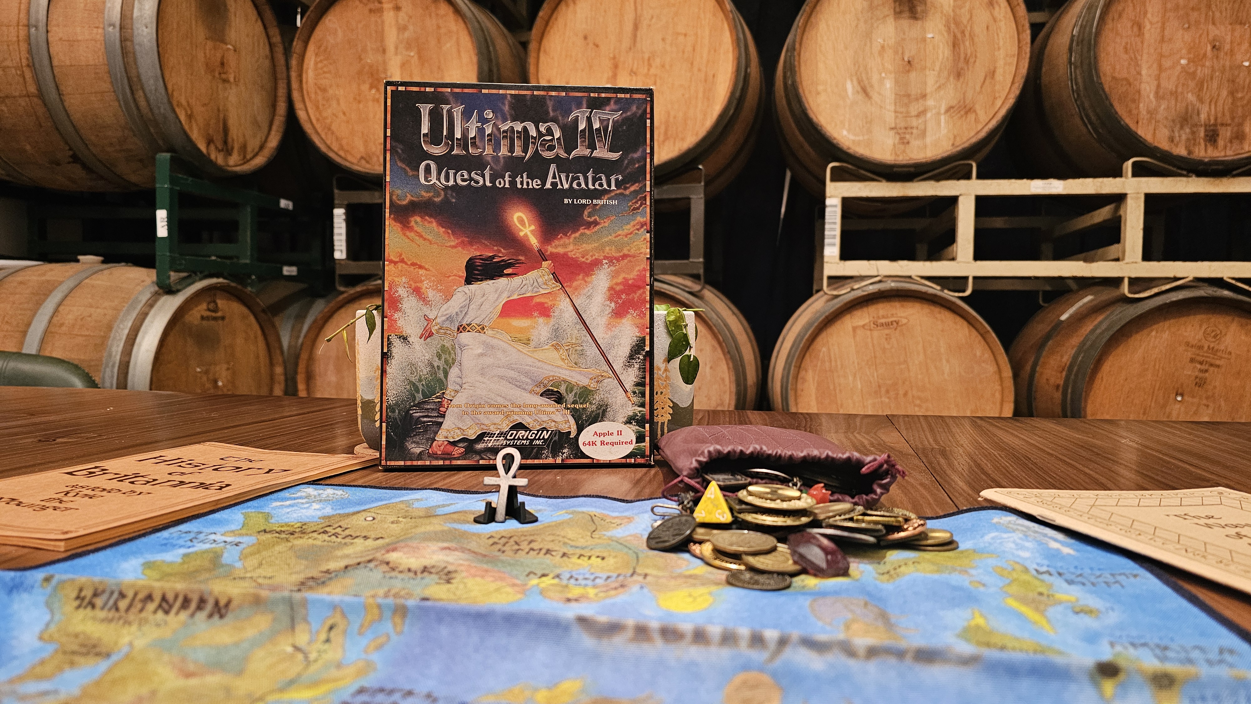 Ultima IV box and cloth map